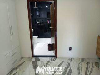 Casa à Venda em Localização Nobre Próxima à Orla de Aracaju