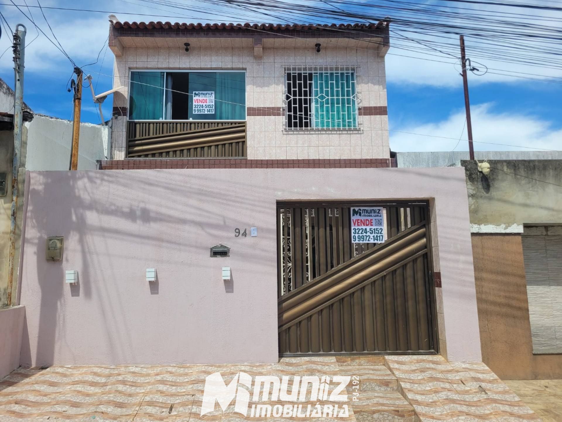 VENDE - SE CASA PROXIMO A IGREJA PIO DEZIMO - PALESTINA