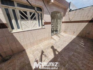 VENDE - SE CASA PROXIMO A IGREJA PIO DEZIMO - PALESTINA