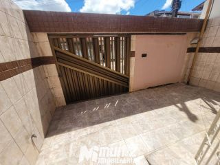 VENDE - SE CASA PROXIMO A IGREJA PIO DEZIMO - PALESTINA