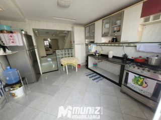 VENDE - SE CASA PROXIMO A IGREJA PIO DEZIMO - PALESTINA