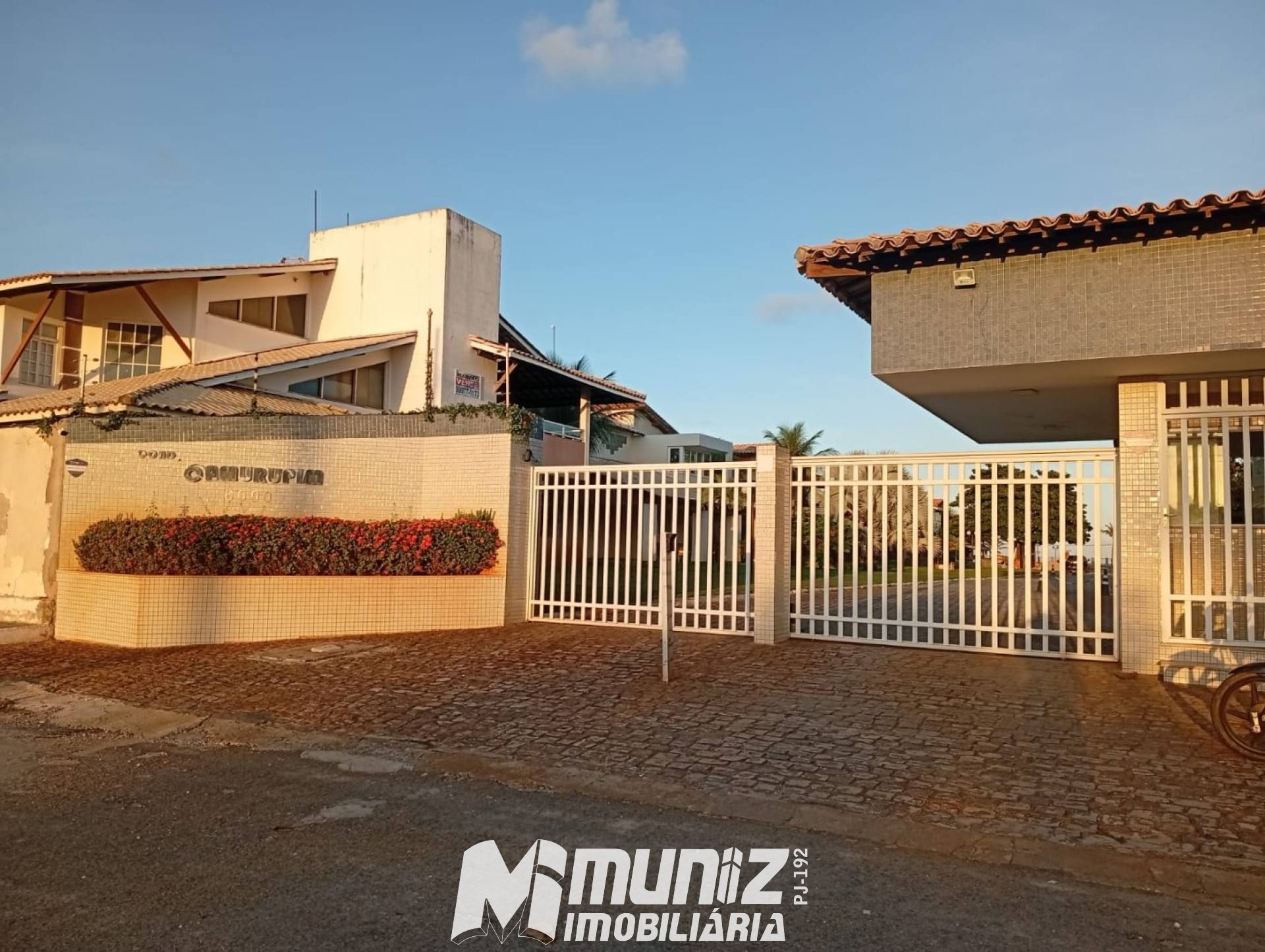 VENDE - SE CASA EM CONDOMINIO FECHADO - MOSQUEIRO