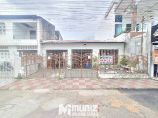 VENDE-SE CASA TERREA NA RUA BAHIA PROX AO CRUZAMENTO DA AV SÃO PAULO6