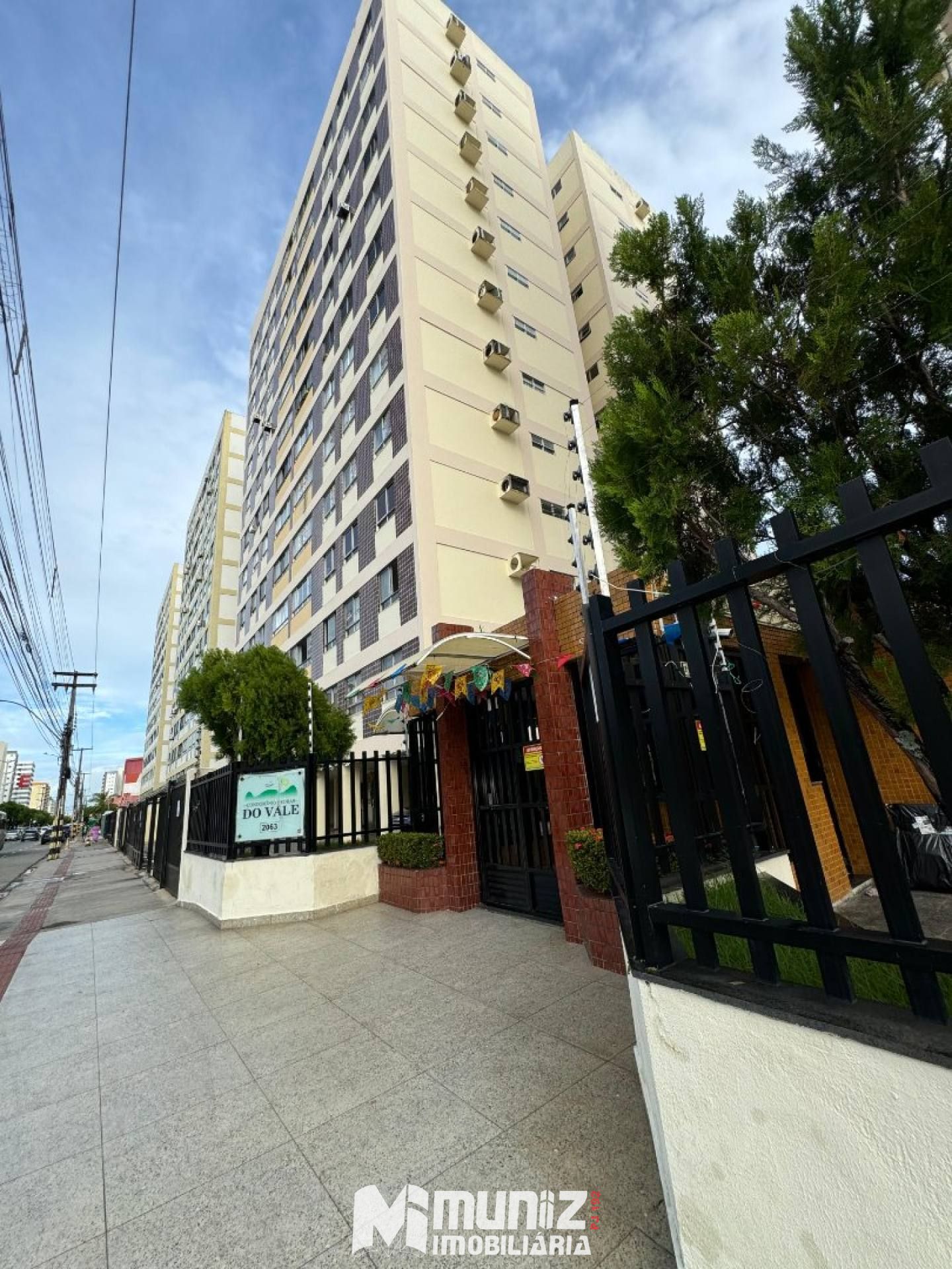 Apartamento Para Vender com 3 quartos 1 suítes no bairro Luzia em Aracaju