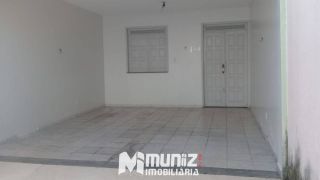 VENDE-SE  CASA C/02 PAVIMENTOS NO CIRURGIA