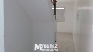 VENDE-SE  CASA C/02 PAVIMENTOS NO CIRURGIA