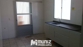 VENDE-SE  CASA C/02 PAVIMENTOS NO CIRURGIA