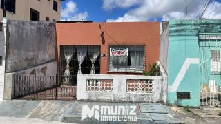 VENDE-SE CASA NO PONTO NOVO