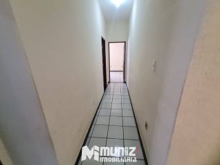 VEMDE-SE CASA NA RUA PEDRO LISBOA