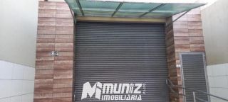 VENDE-SE CASA NA RUA SANTA LUZIA COM PONTO COMERCIAL - CENTRO