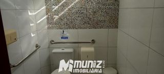 VENDE-SE CASA NA RUA SANTA LUZIA COM PONTO COMERCIAL - CENTRO