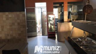 VENDE-SE CASA NA RUA SANTA LUZIA COM PONTO COMERCIAL - CENTRO