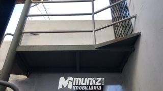 VENDE-SE CASA NA RUA SANTA LUZIA COM PONTO COMERCIAL - CENTRO