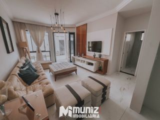 Casa à Venda com 3 Quartos, 3 Suítes no Bairro Grageru em Aracaju