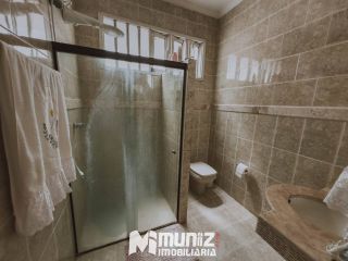 Casa à Venda com 3 Quartos, 3 Suítes no Bairro Grageru em Aracaju