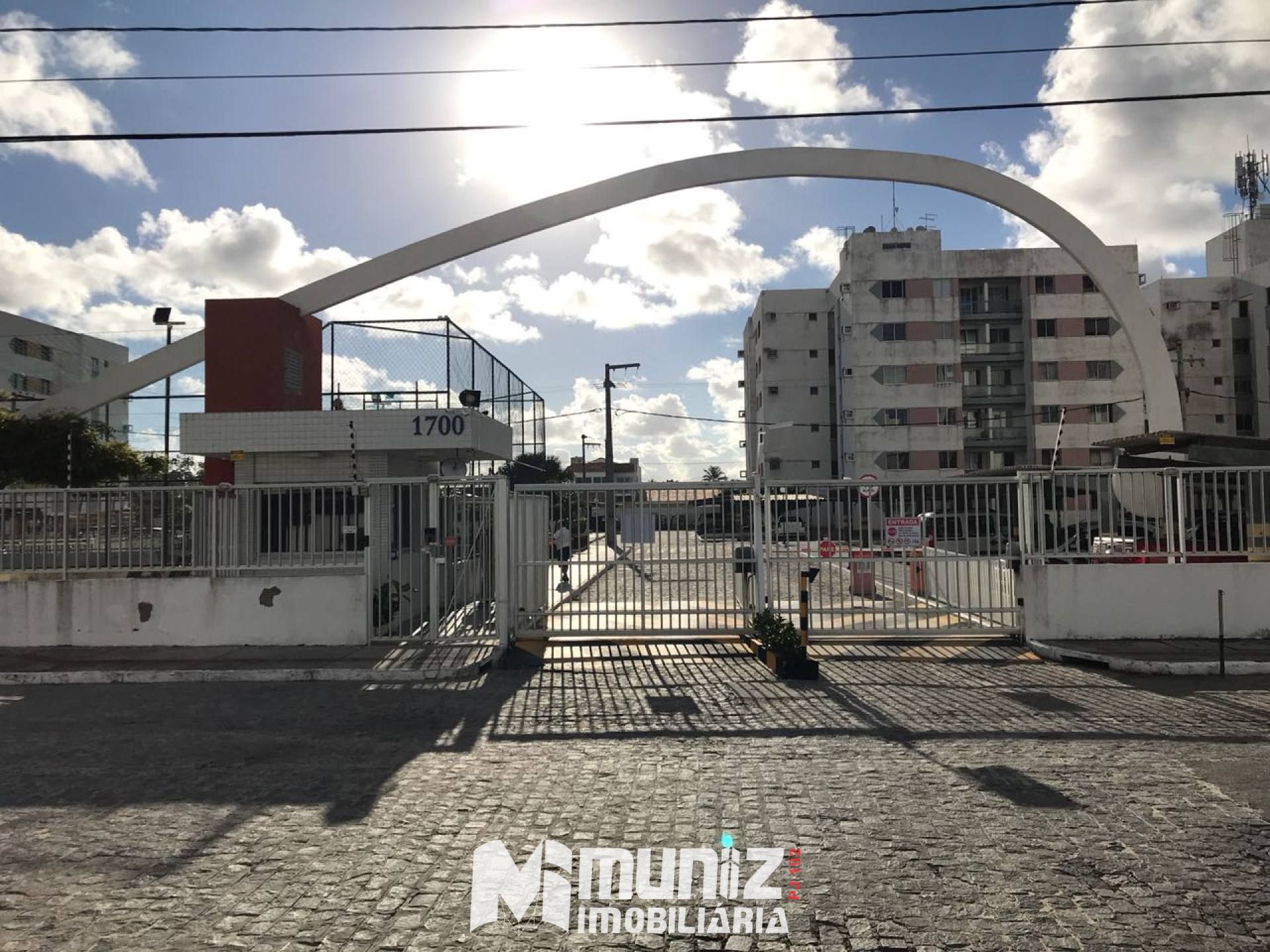 VENDE-SE APT NO COND MAR DE ARUANA 1