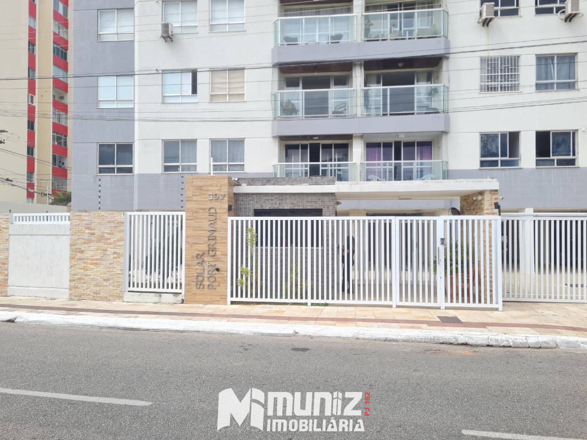 VENDE-SE OTIMO APT NO COND SOLAR PORT GRIMOND