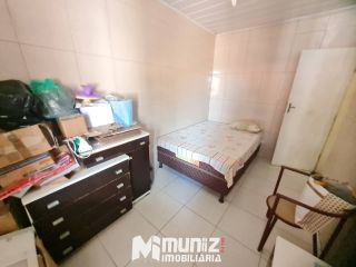 VENDE-SE CASA COM 02 PAVIMENTO NO B. LUZIA