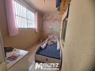 VENDE-SE CASA COM 02 PAVIMENTO NO B. LUZIA