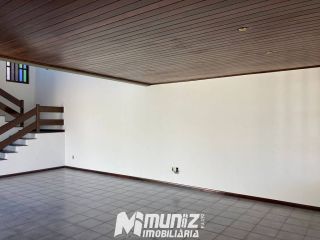 VENDE-SE CASA NA RUA JORDÃO DE OLIVEIRA - BAIRRO ATALAIA