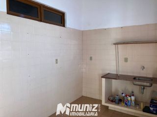 VENDE-SE CASA NA RUA JORDÃO DE OLIVEIRA - BAIRRO ATALAIA