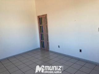 VENDE-SE CASA NA RUA JORDÃO DE OLIVEIRA - BAIRRO ATALAIA