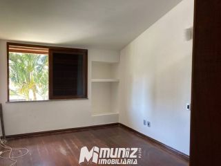 VENDE-SE CASA NA RUA JORDÃO DE OLIVEIRA - BAIRRO ATALAIA