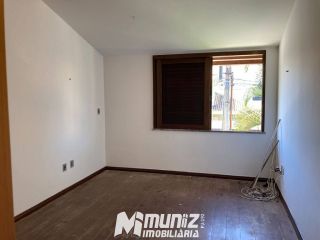VENDE-SE CASA NA RUA JORDÃO DE OLIVEIRA - BAIRRO ATALAIA