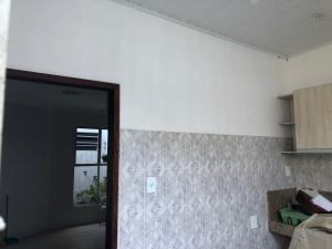 VENDE-SE CASA NA RUA ITAPORANGA - BAIRRO GETULIO VARGAS