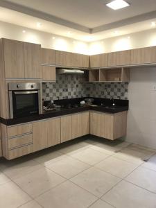 VENDE-SE CASA NA RUA ITAPORANGA - BAIRRO GETULIO VARGAS