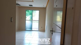 ALUGA-SE APTO NO COND. BARRA CLUB I