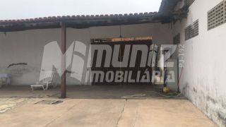 VENDE-SE TERRENO NA RUA MARIA PUREZA