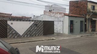 Venda de Casa com Terreno de 3.600m² em Construção para Condomínio – Oportunidade Imperdível