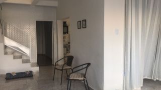 VENDE-SE CASA NA RUA PORTO ALEGRE - BAIRRO SIQUEIRA CAMPOS