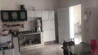 VENDE-SE CASA NA RUA PORTO ALEGRE - BAIRRO SIQUEIRA CAMPOS