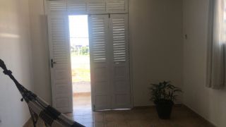 VENDE-SE CASA NA RUA PORTO ALEGRE - BAIRRO SIQUEIRA CAMPOS