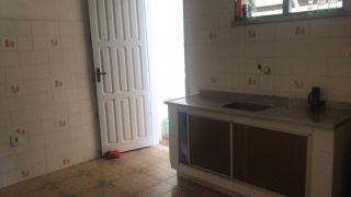 VENDE-SE CASA NA RUA PORTO ALEGRE - BAIRRO SIQUEIRA CAMPOS