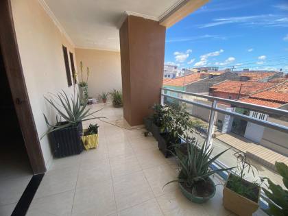 VENDE-SE CASA COM 2 PAVIMENTOS NO MARCOS FREIRE 2