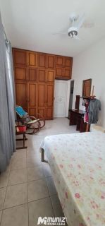 VENDE-SE CASA PROXIMO A PRAÇA DA BANDEIRA - SAO JOSE