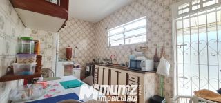 VENDE-SE CASA PROXIMO A PRAÇA DA BANDEIRA - SAO JOSE