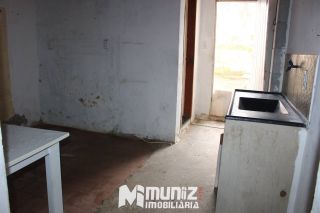 VENDE-SE CASA NA RUA SENADOR ROLLEMBERG - SAO JOSE