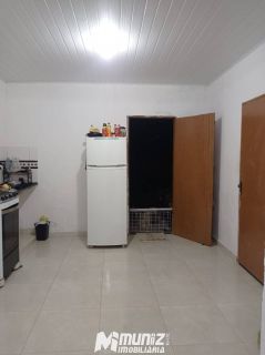 VENDE-SE CASA NO BAIRRO INDUSTRIAL