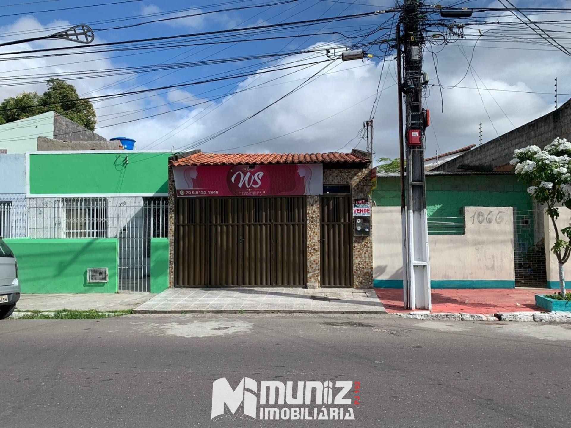 VENDE-SE CASA NA RUA DIVINA PASTORA - GETULIO VARGAS