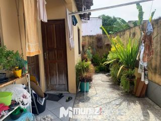 VENDE-SE CASA NA RUA DOM BOSCO