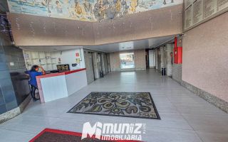 Sala Comercial Desocupada à Venda no Edifício Oviedo Teixeira – Bairro Centro