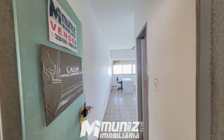 Sala Comercial Desocupada à Venda no Edifício Oviedo Teixeira – Bairro Centro