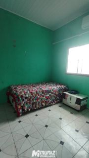 vende-se casa c/2 pavimentos no Conj Valadares