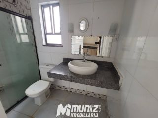 Excelente Casa Espaçosa Para Alugar Na Rua Marechal Floriano Peixoto - Bairro Getúlio Vargas