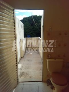 vende-se otima casa c/2 pavimentos Av Gonçalo Prado Rollemberg