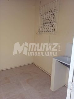 vende-se otima casa c/2 pavimentos Av Gonçalo Prado Rollemberg